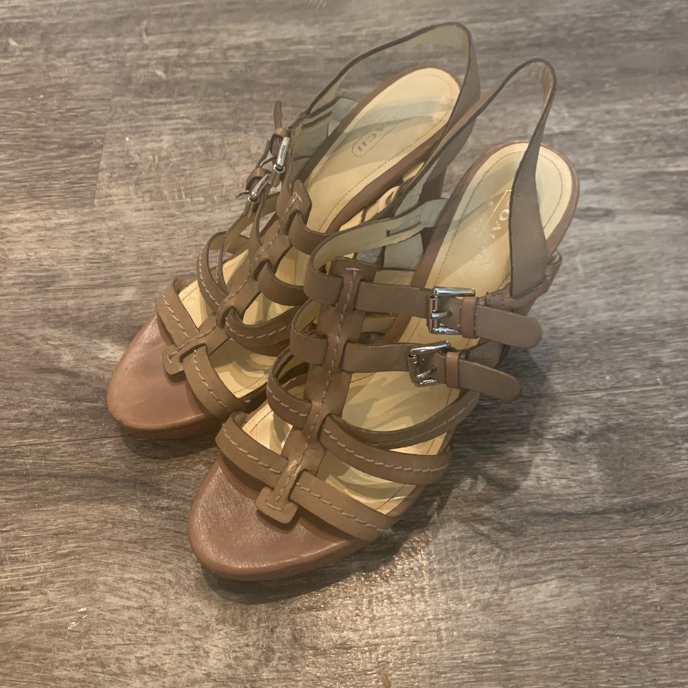Coach women’s leather strappy heels size 9.5